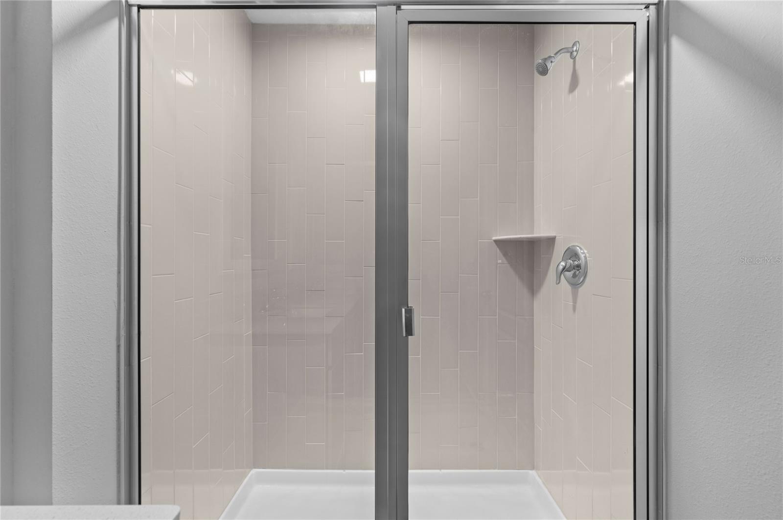 560 BAY LEAF DR, POINCIANA, FL, 34759