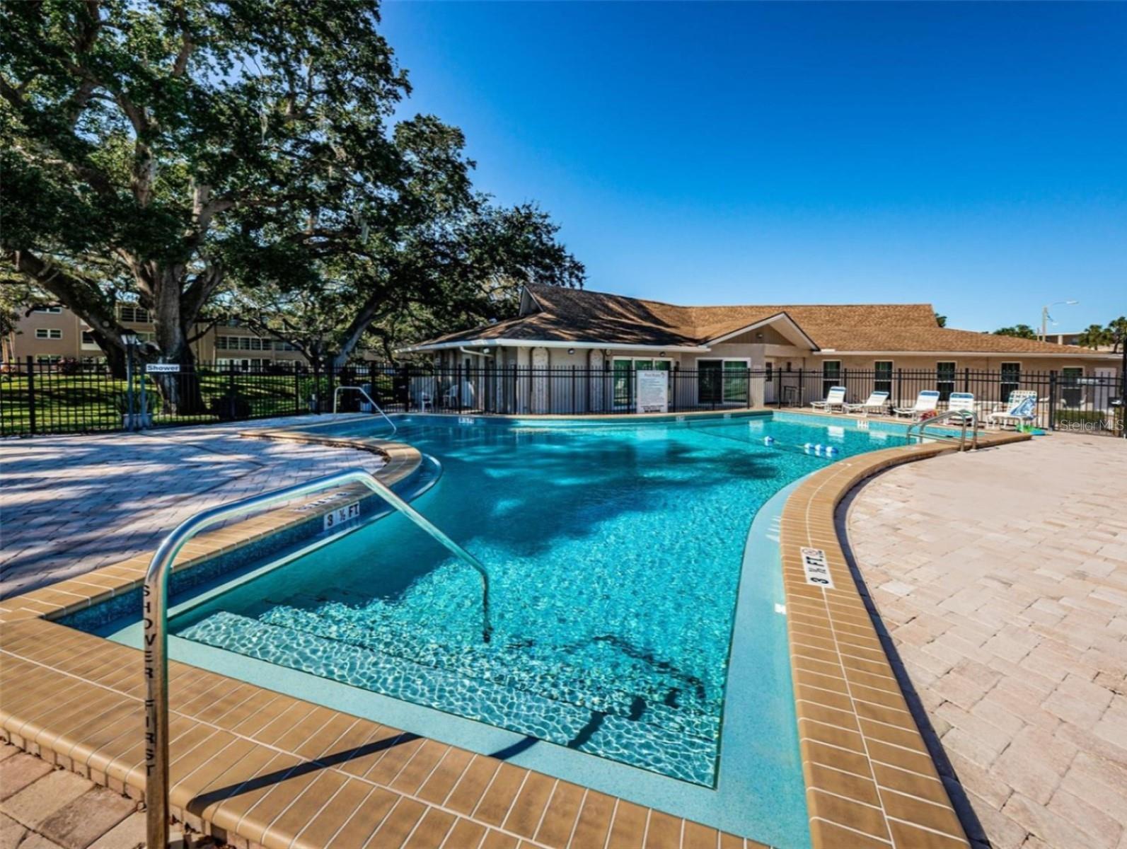 946 VIRGINIA ST #104- J, DUNEDIN, FL, 34698