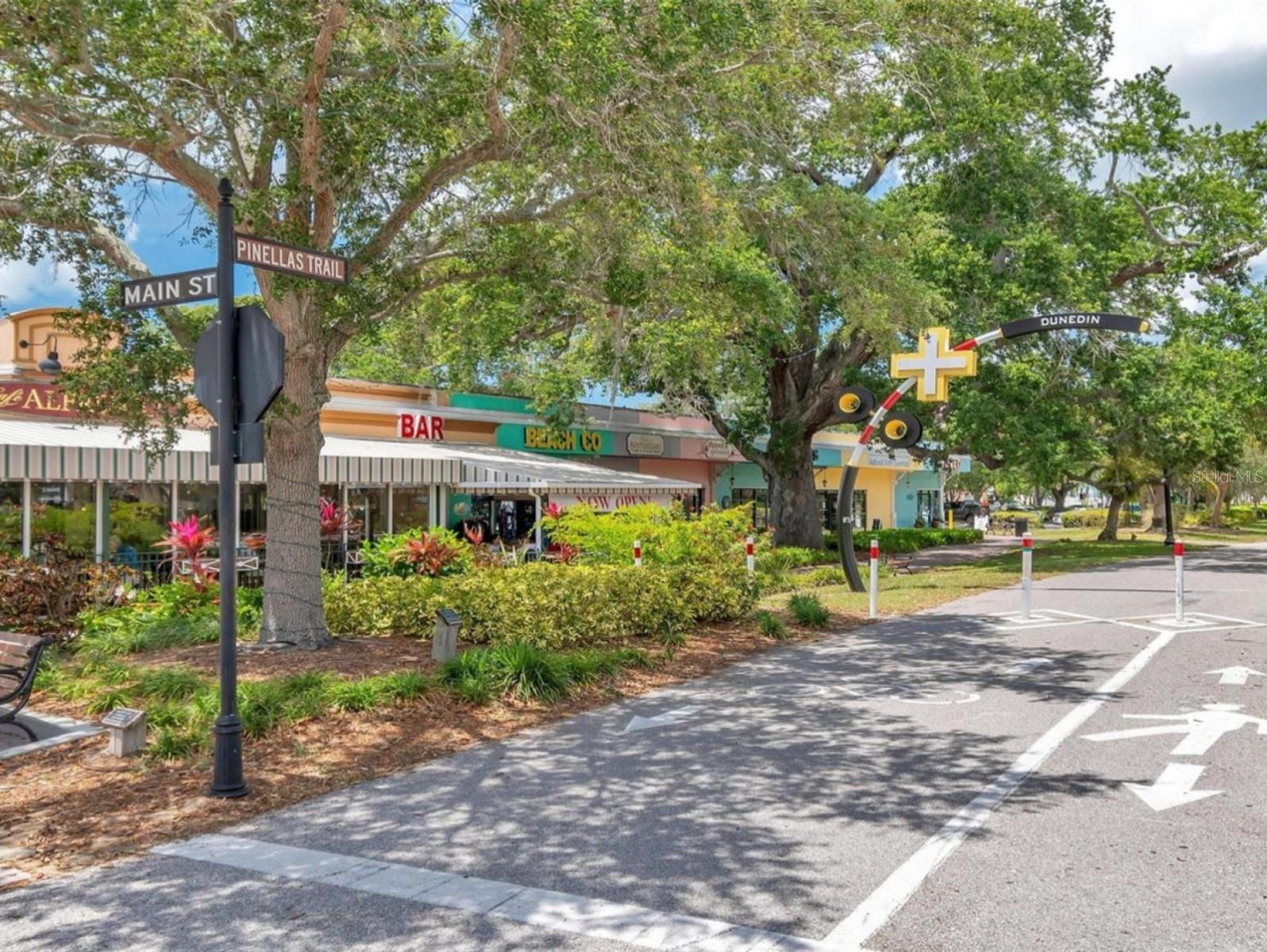 946 VIRGINIA ST #104- J, DUNEDIN, FL, 34698