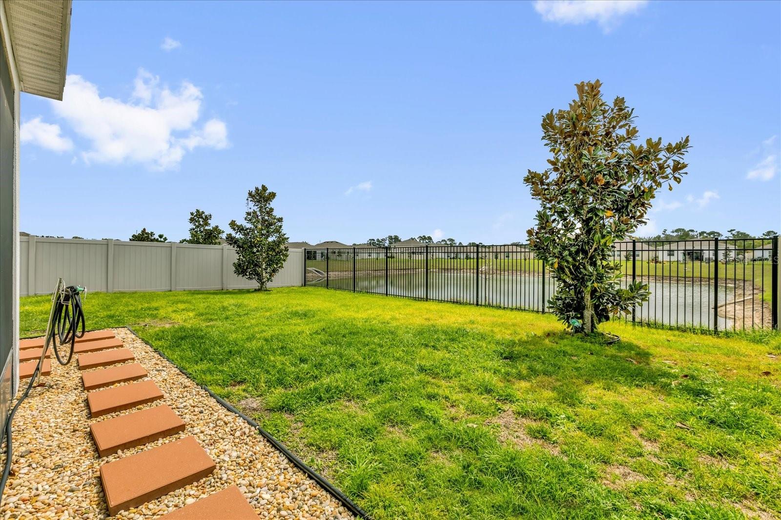 33655 SKY BLOSSOM CIR, LEESBURG, FL, 34788