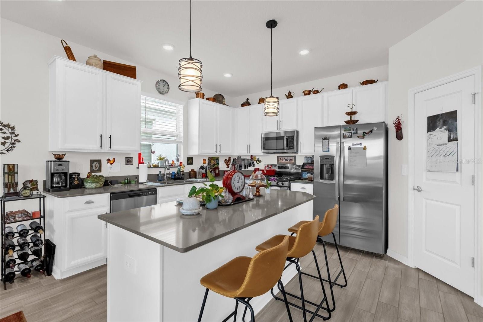 33655 SKY BLOSSOM CIR, LEESBURG, FL, 34788