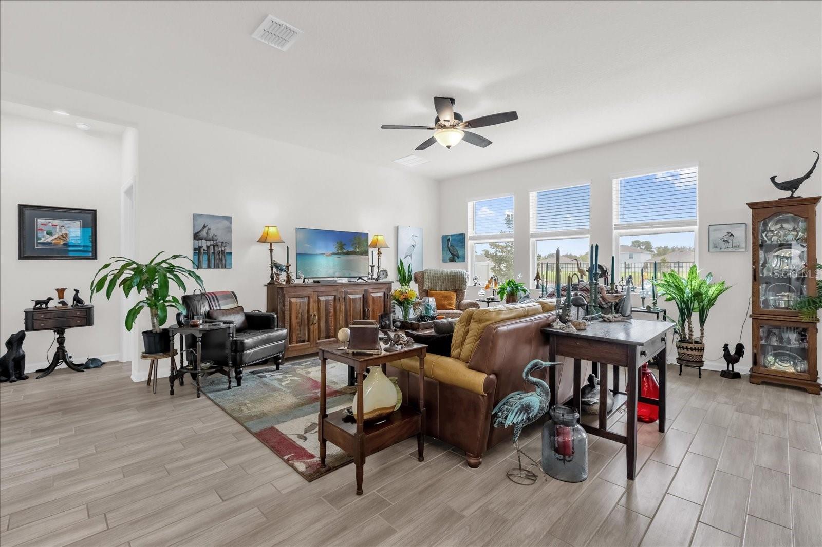 33655 SKY BLOSSOM CIR, LEESBURG, FL, 34788