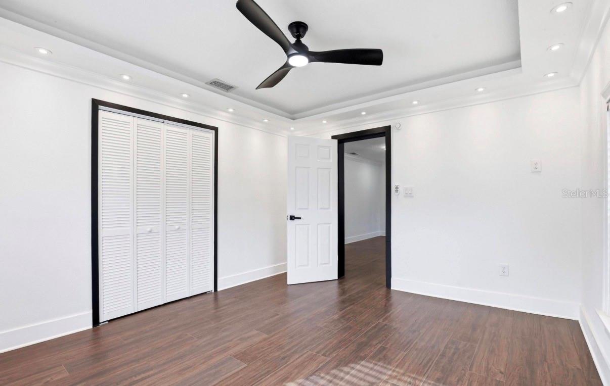 2132 W BIRD ST, TAMPA, FL, 33604