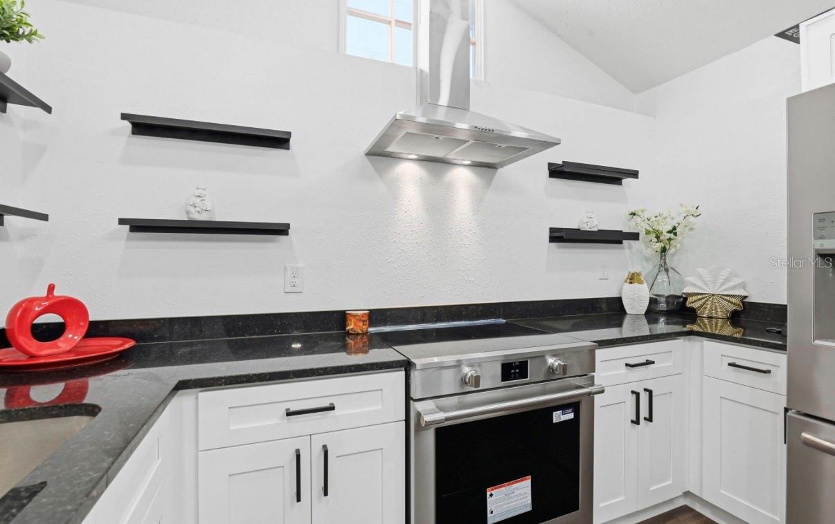 2132 W BIRD ST, TAMPA, FL, 33604