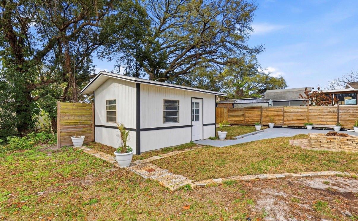 2132 W BIRD ST, TAMPA, FL, 33604