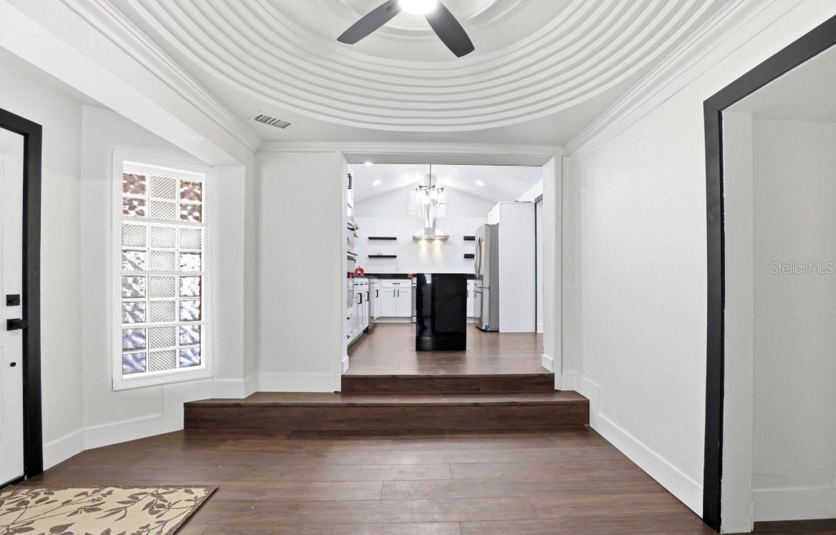 2132 W BIRD ST, TAMPA, FL, 33604