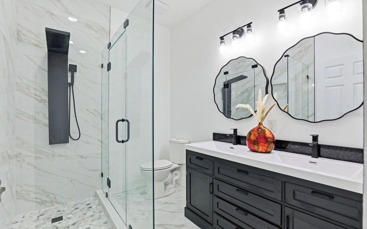 2132 W BIRD ST, TAMPA, FL, 33604