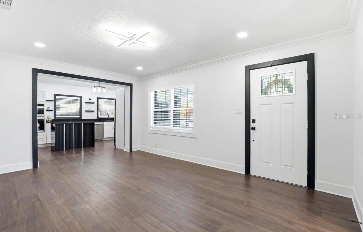 2132 W BIRD ST, TAMPA, FL, 33604