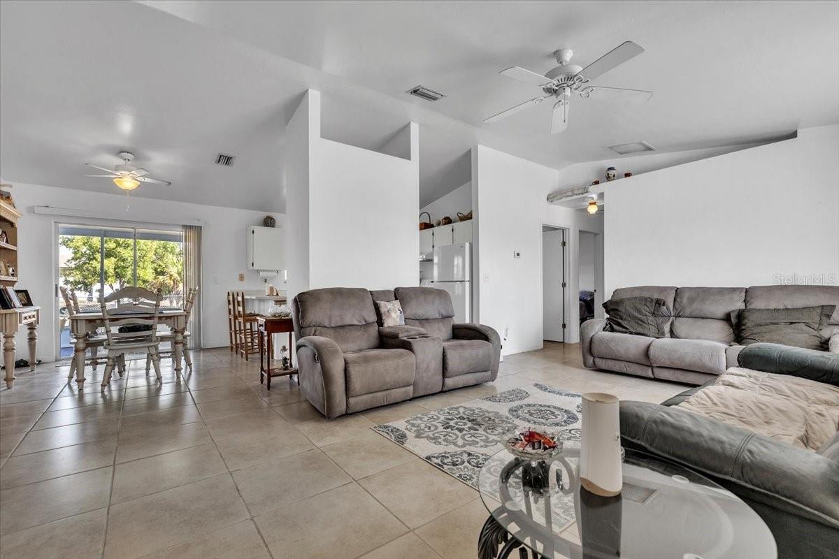 123 NW 9TH ST, CAPE CORAL, FL, 33993