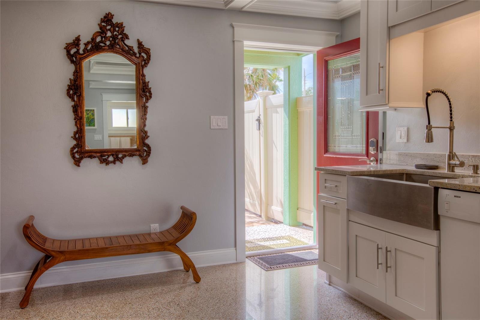 472 N CAUSEWAY, NEW SMYRNA BEACH, FL, 32169