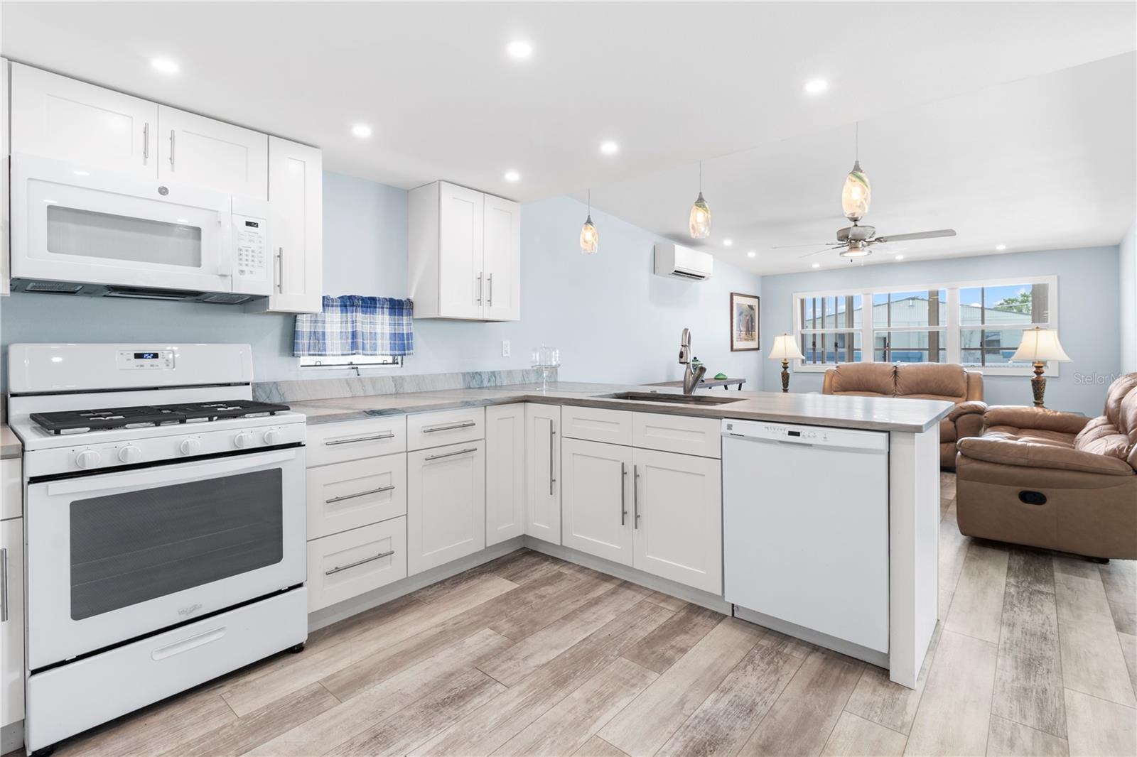 2812 14TH ST W, PALMETTO, FL, 34221
