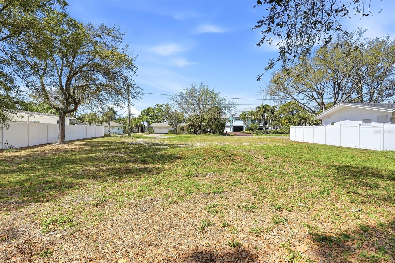 216 SHORE DR, PALM HARBOR, FL, 34683