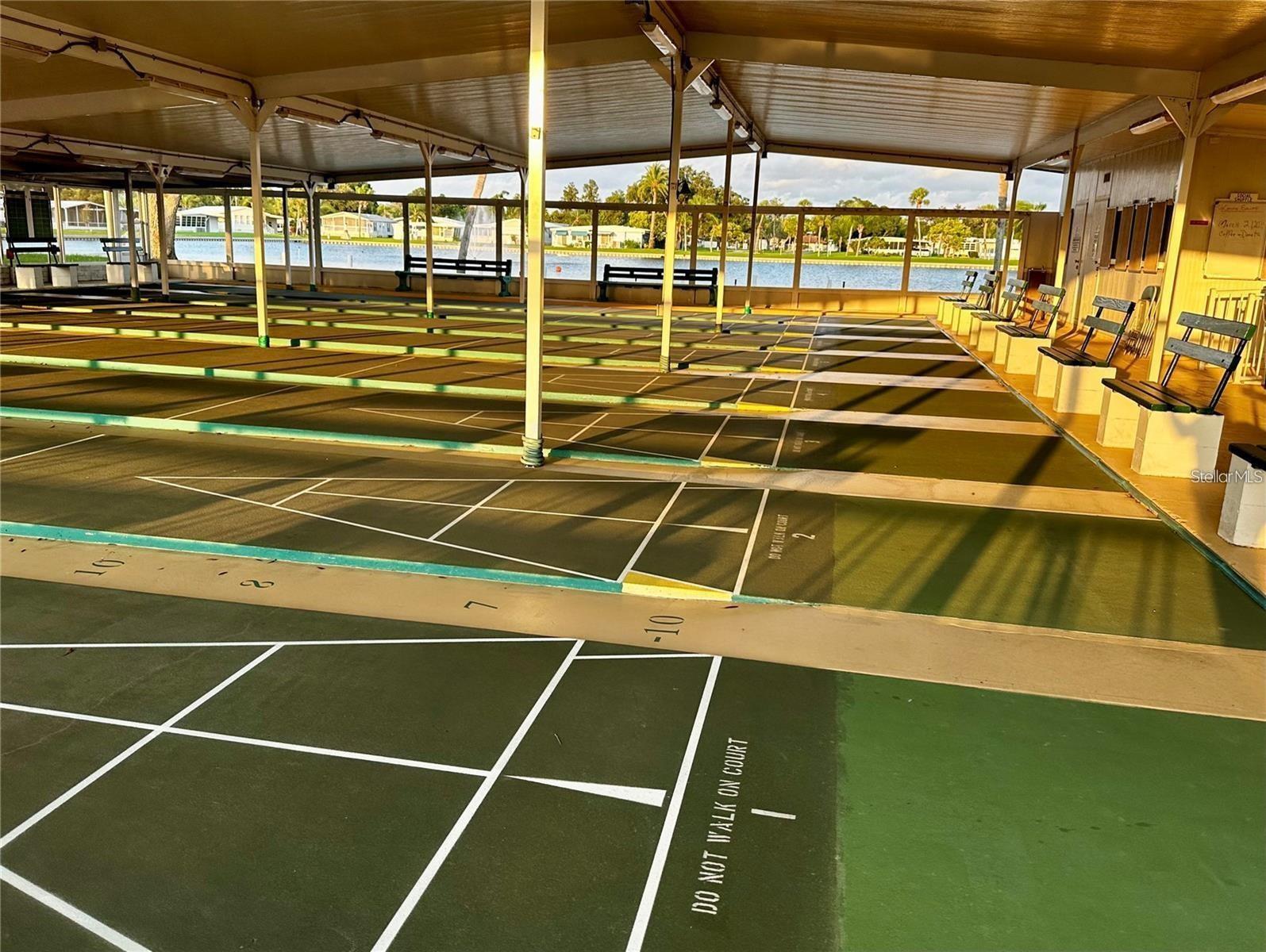 1100 BELCHER RD S #406, LARGO, FL, 33771