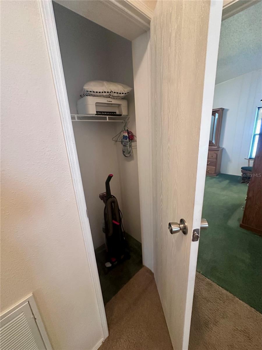 1100 BELCHER RD S #406, LARGO, FL, 33771