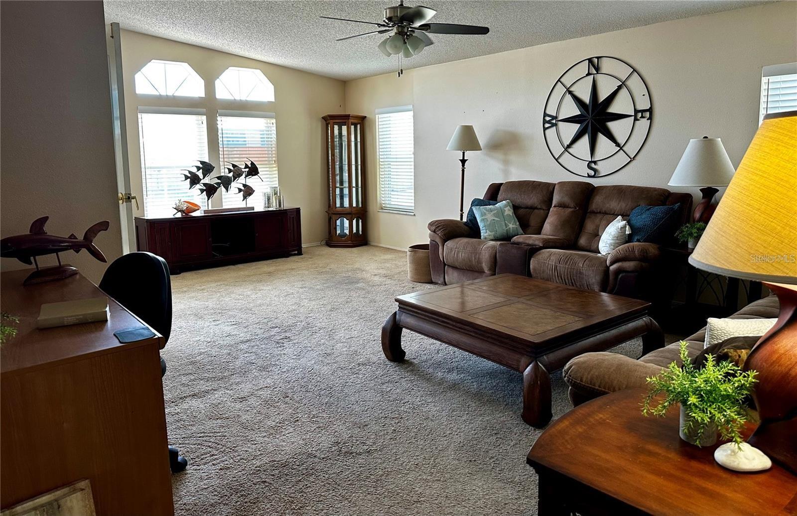 1100 BELCHER RD S #406, LARGO, FL, 33771