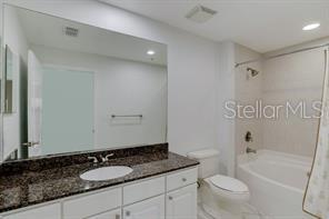 808 3RD AVE W #212, BRADENTON, FL, 34205