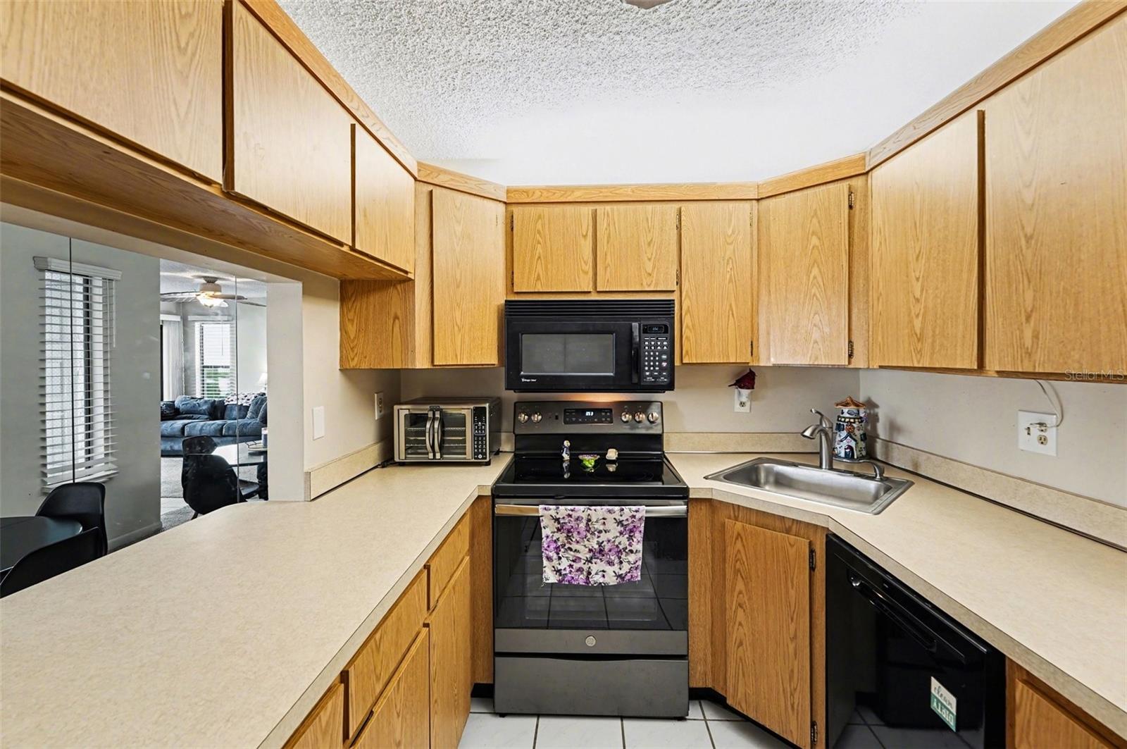 1261 PINE RIDGE CIR W #D1, TARPON SPRINGS, FL, 34688