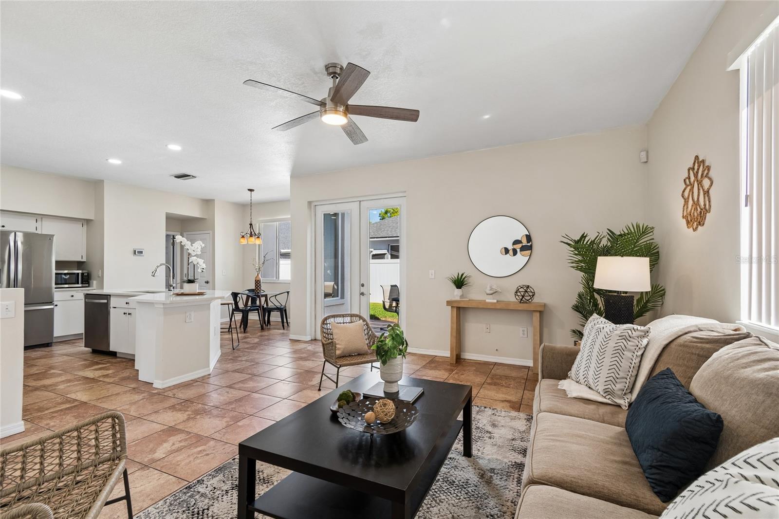 8816 CYPRESS HAMMOCK DR, TAMPA, FL, 33614