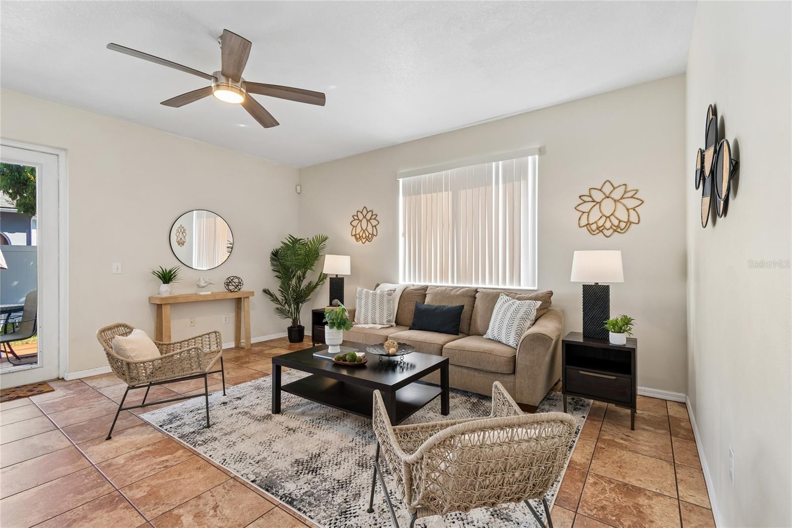 8816 CYPRESS HAMMOCK DR, TAMPA, FL, 33614