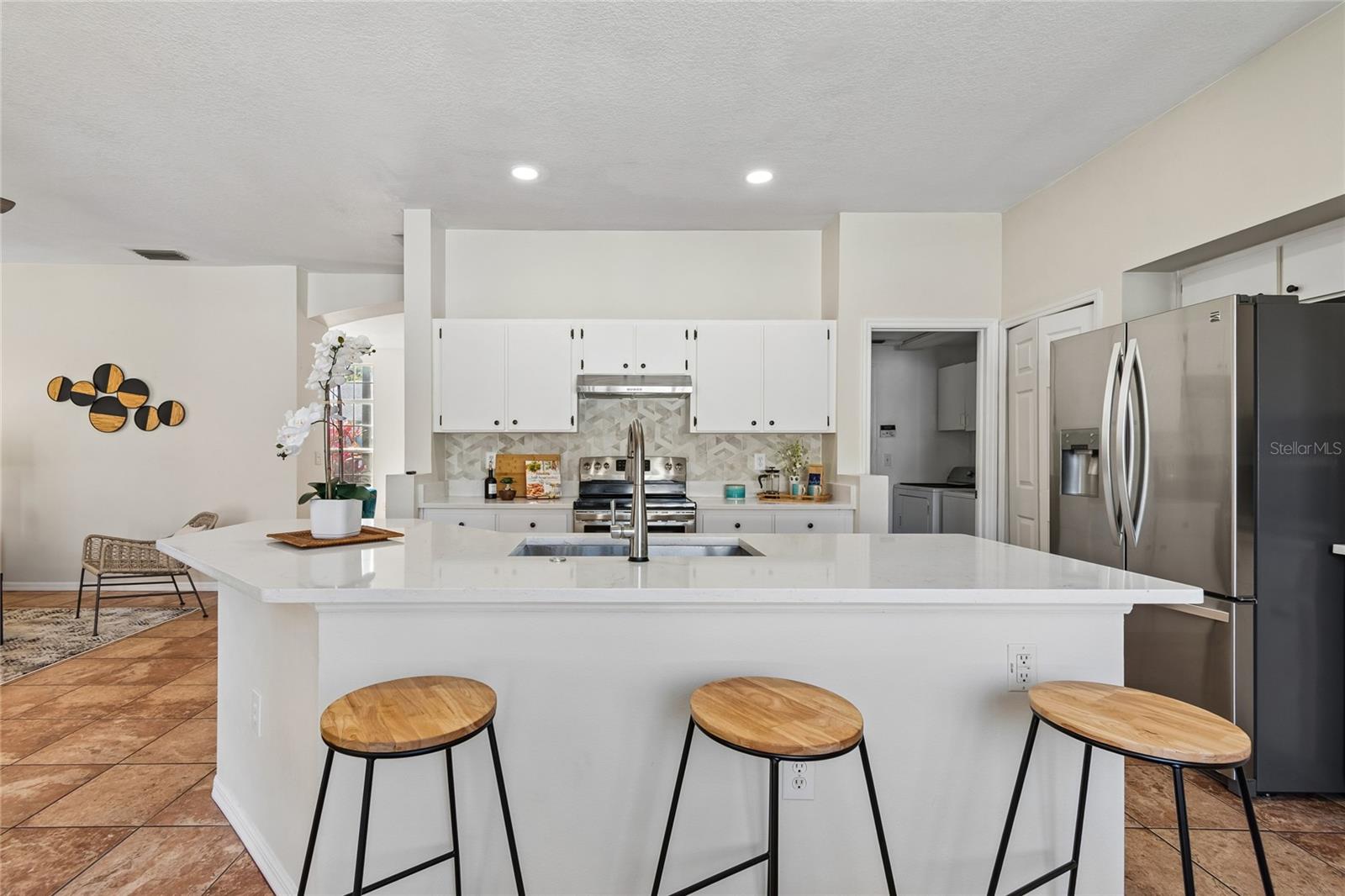 8816 CYPRESS HAMMOCK DR, TAMPA, FL, 33614