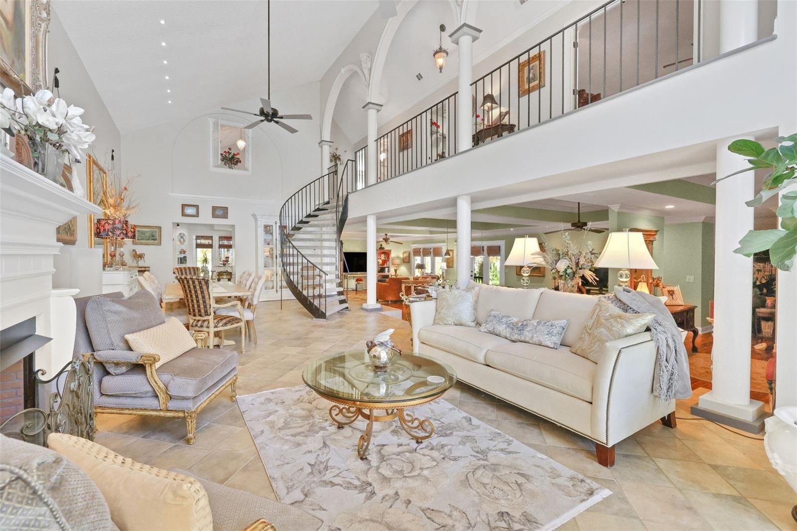 111 ESTHER ST, NEW SMYRNA BEACH, FL, 32169