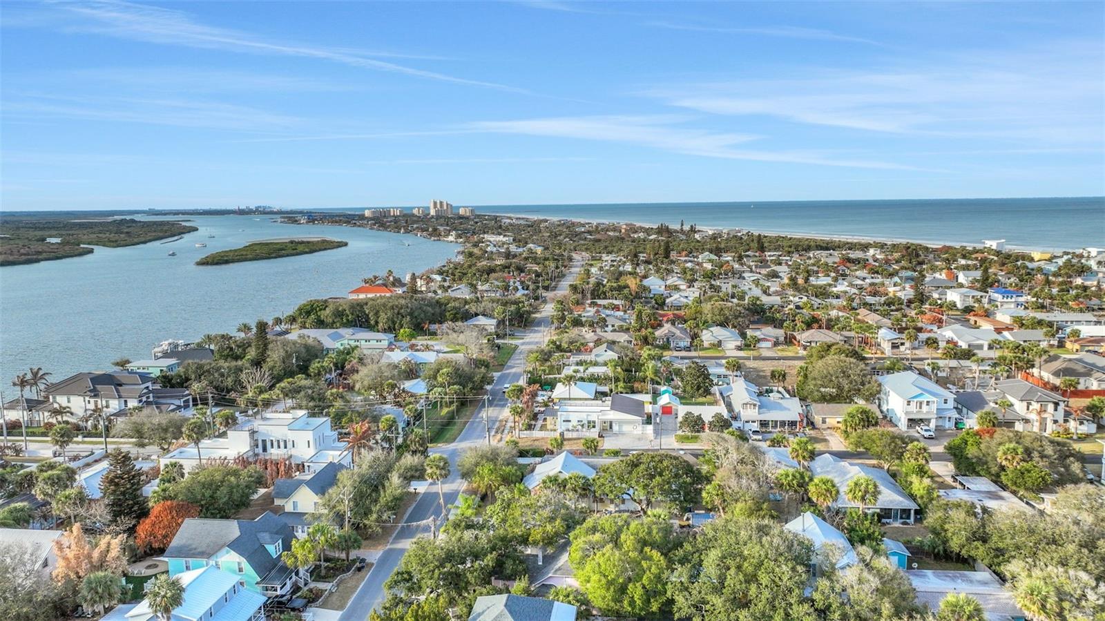 111 ESTHER ST, NEW SMYRNA BEACH, FL, 32169