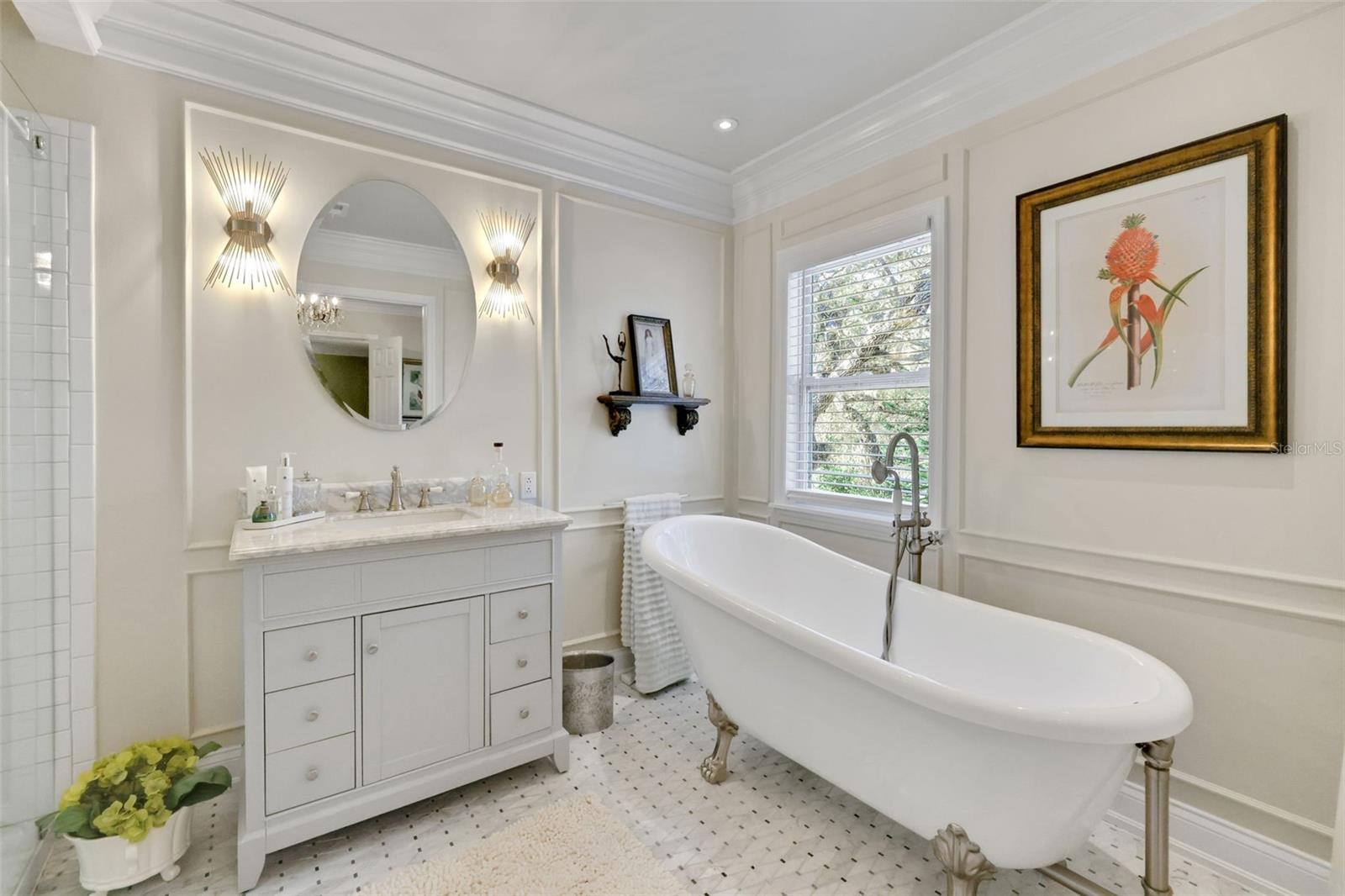 111 ESTHER ST, NEW SMYRNA BEACH, FL, 32169