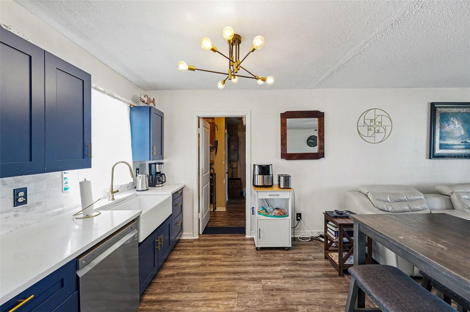 2426 17TH AVE N, ST PETERSBURG, FL, 33713