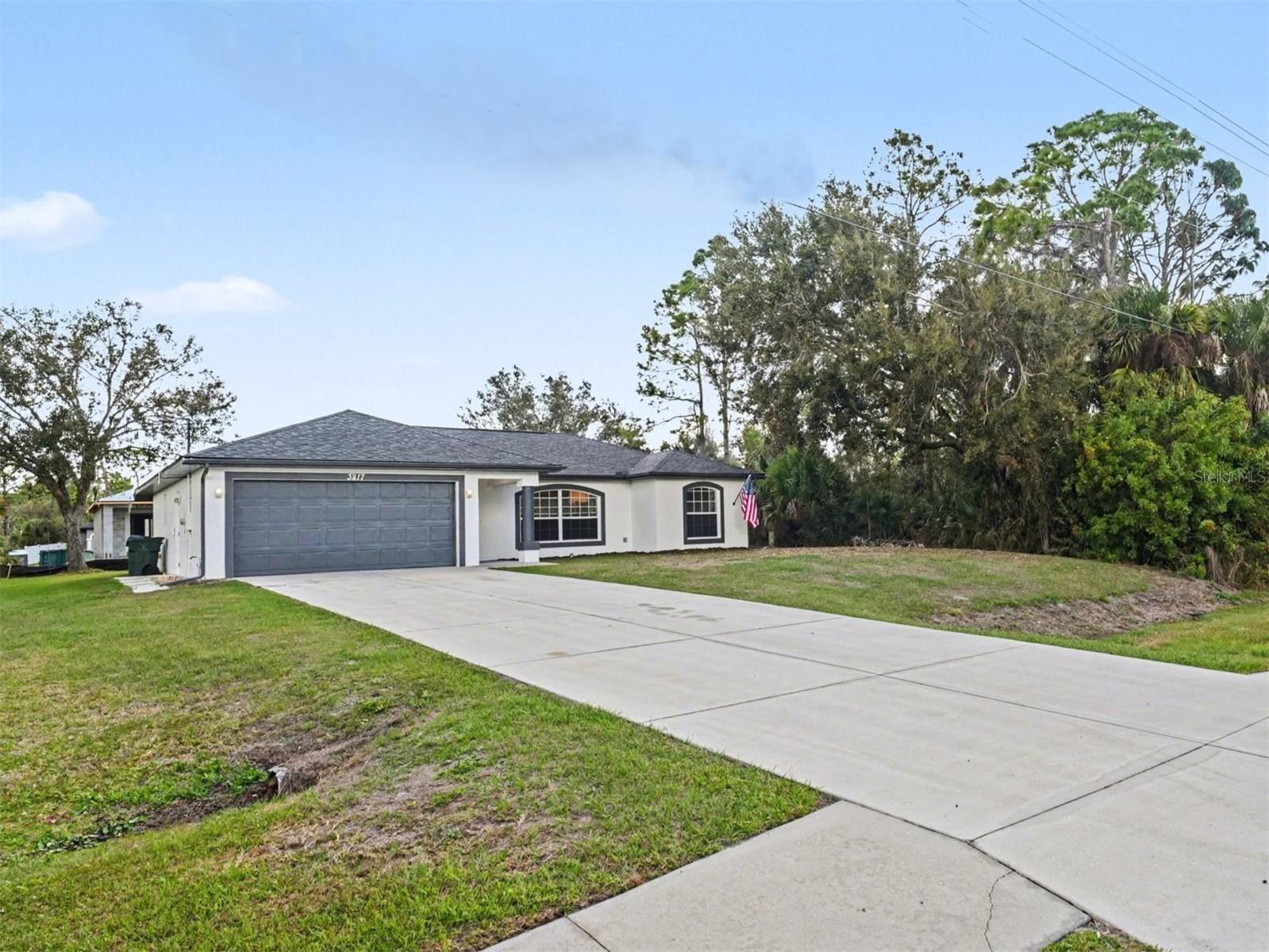 3217 N CHAMBERLAIN BLVD, NORTH PORT, FL, 34286
