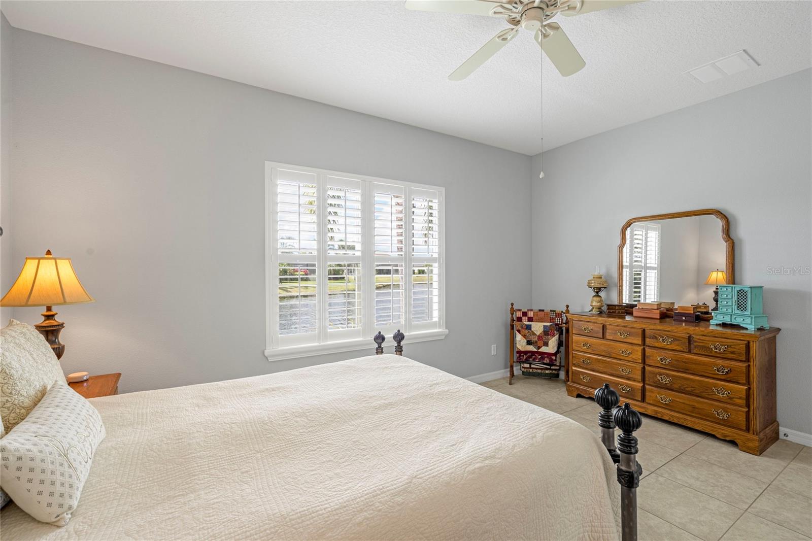 12187 LONGVIEW LAKE CIR, BRADENTON, FL, 34211