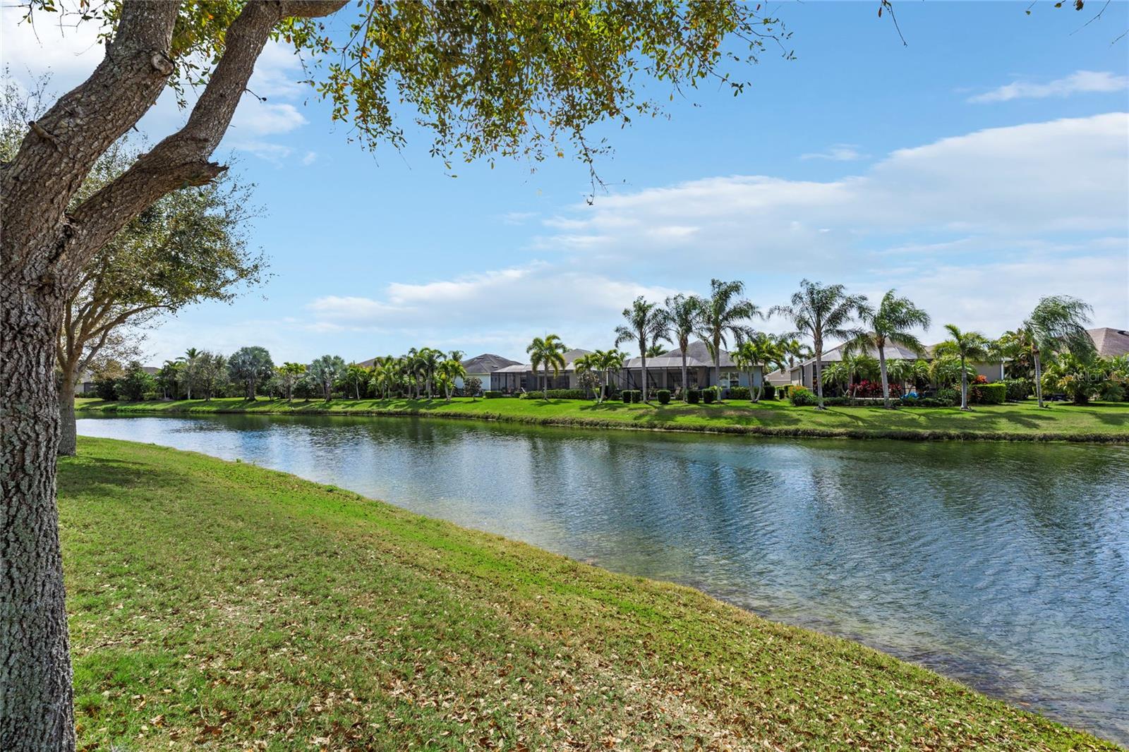 12187 LONGVIEW LAKE CIR, BRADENTON, FL, 34211