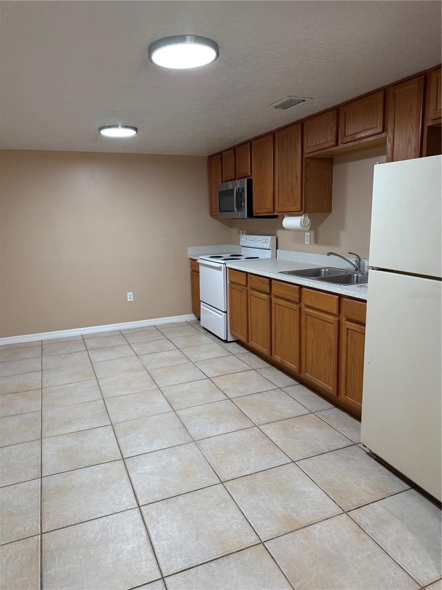 1247 LAKEVIEW DR, CLERMONT, FL, 34711