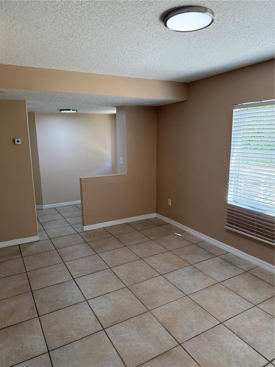 1247 LAKEVIEW DR, CLERMONT, FL, 34711