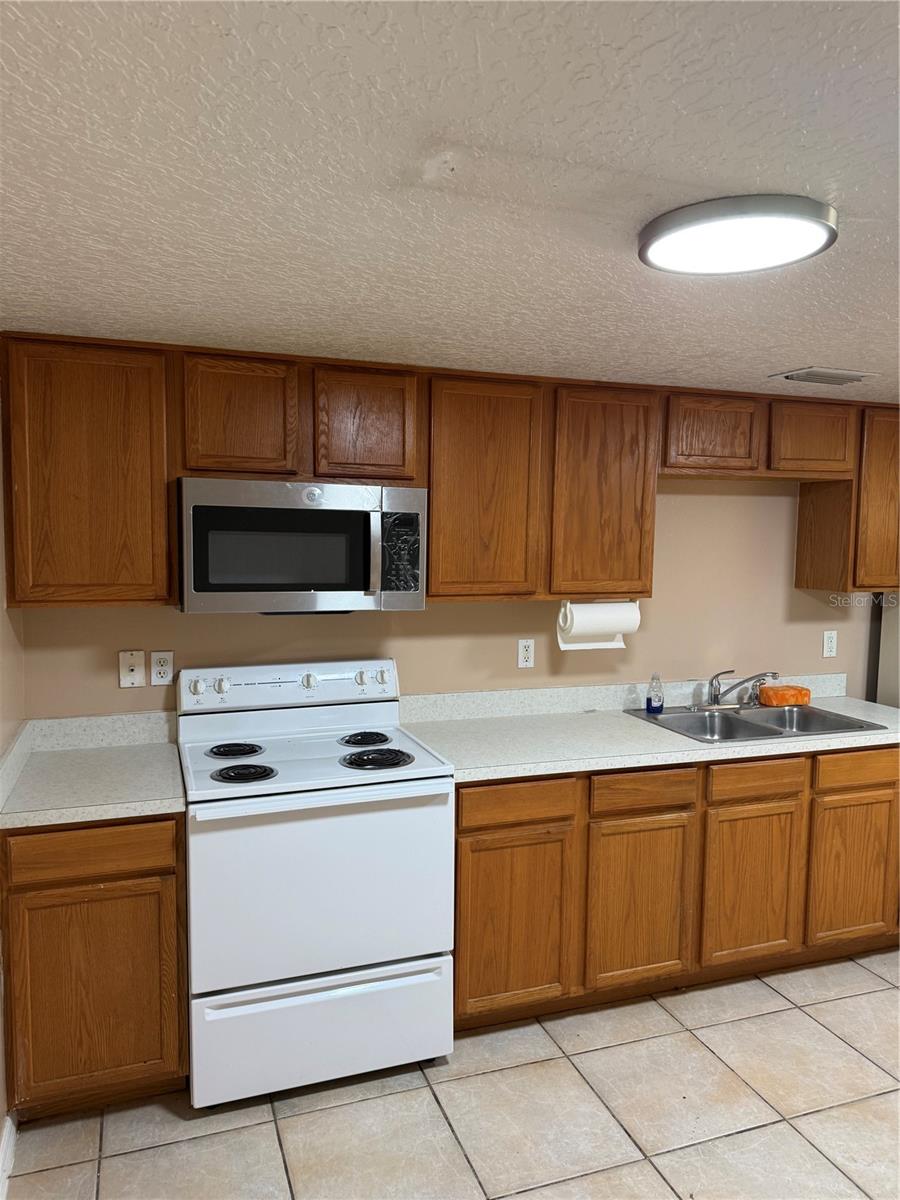 1247 LAKEVIEW DR, CLERMONT, FL, 34711