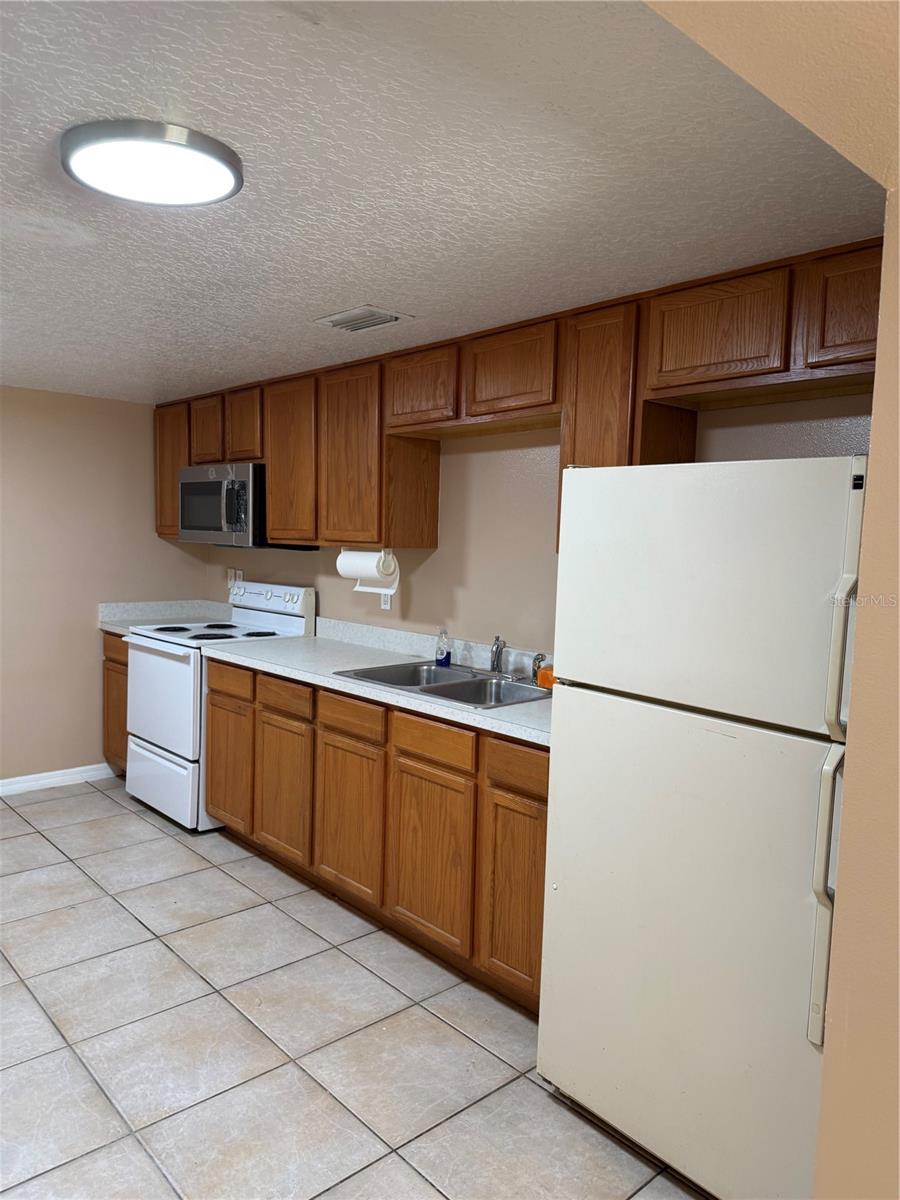 1247 LAKEVIEW DR, CLERMONT, FL, 34711