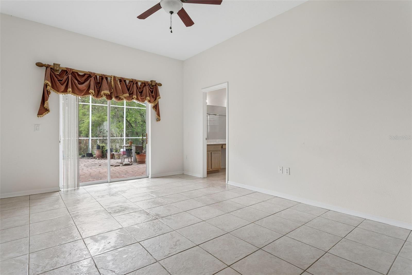 5246 BRADDOCK DR, ZEPHYRHILLS, FL, 33541