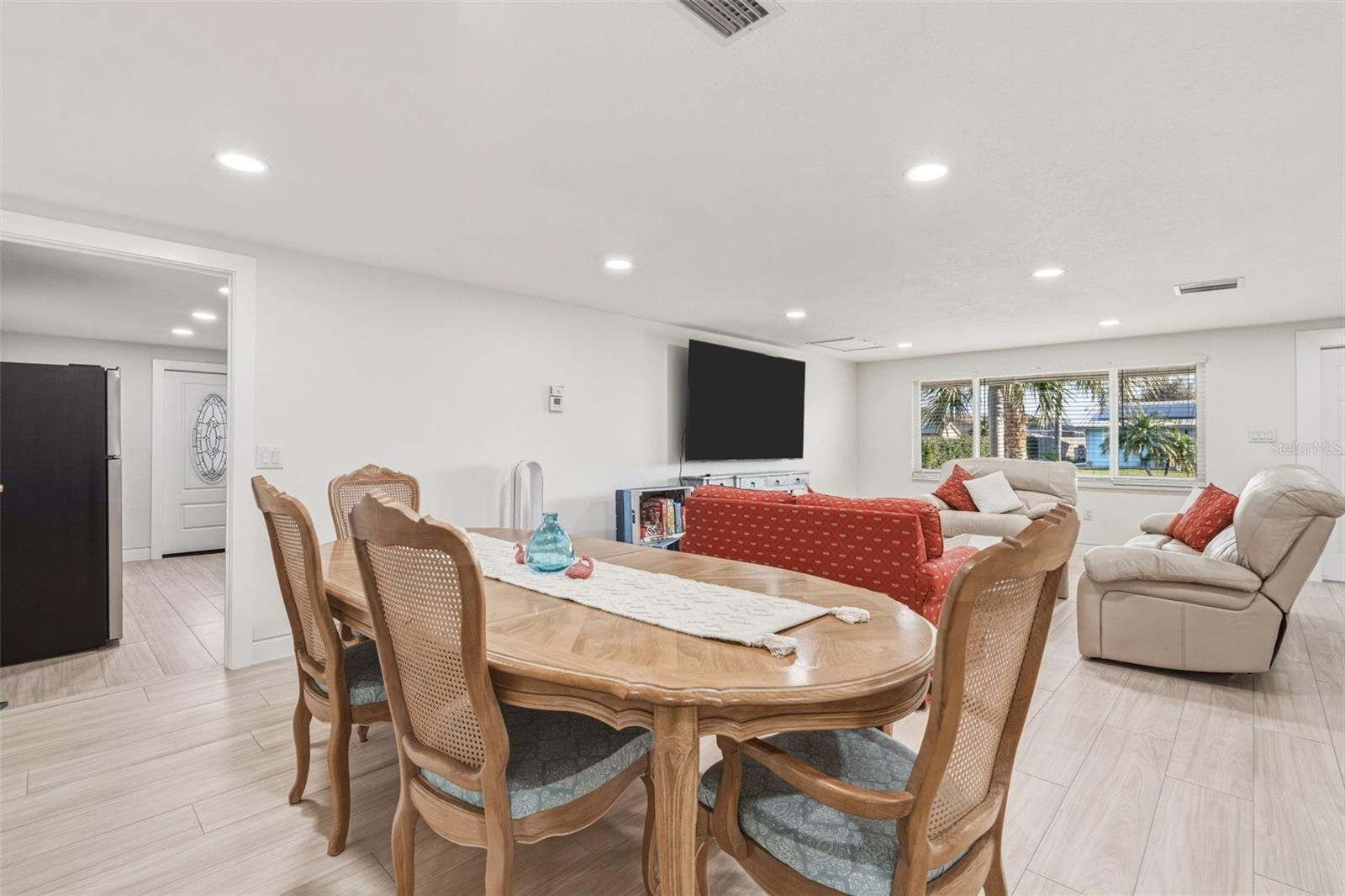 105 LELAND ST SE, PORT CHARLOTTE, FL, 33952