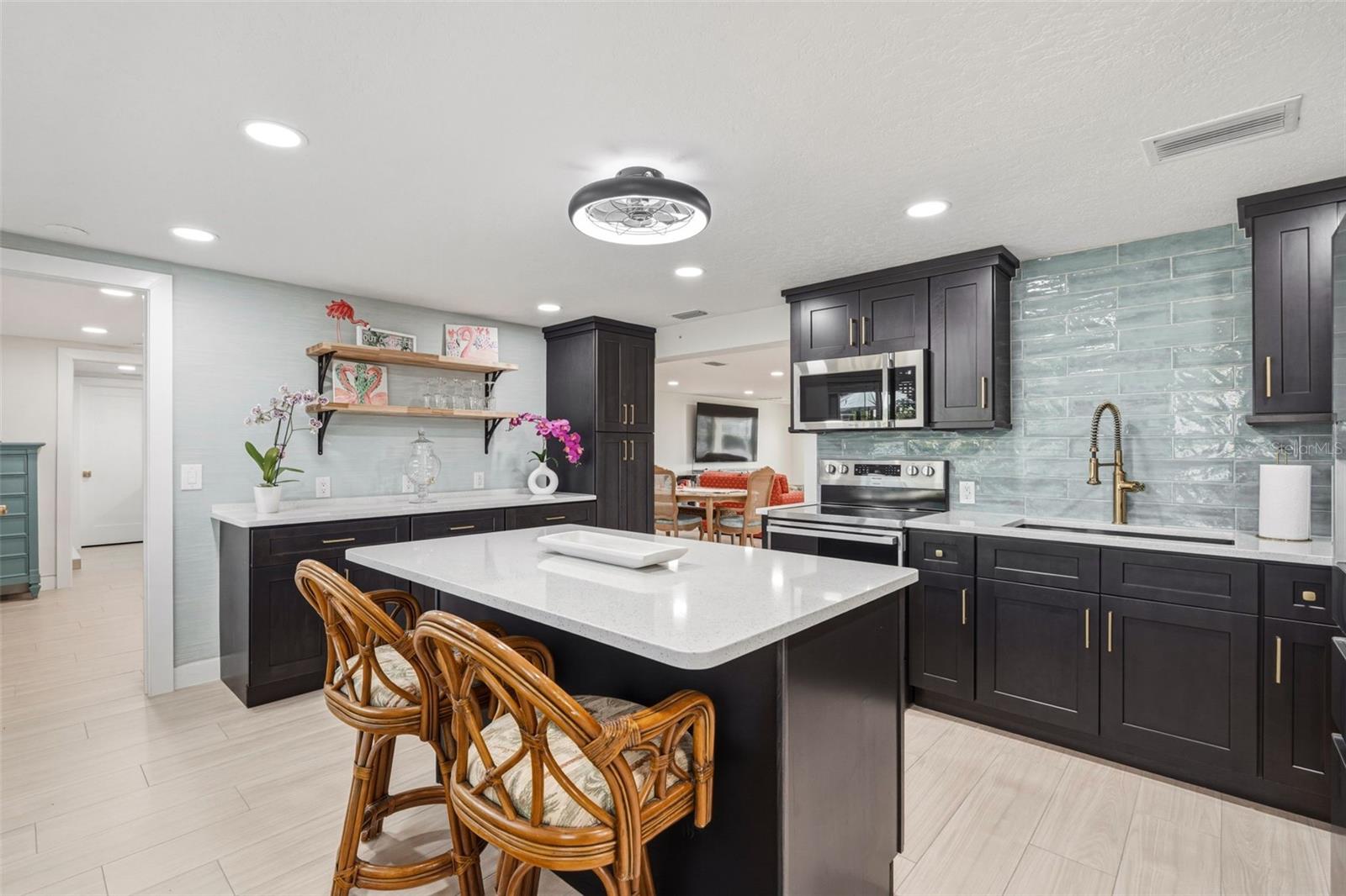 105 LELAND ST SE, PORT CHARLOTTE, FL, 33952