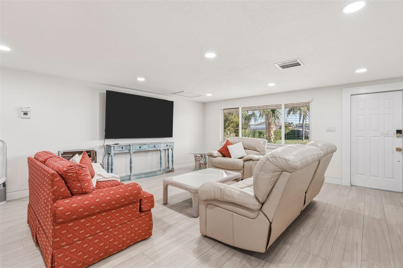 105 LELAND ST SE, PORT CHARLOTTE, FL, 33952