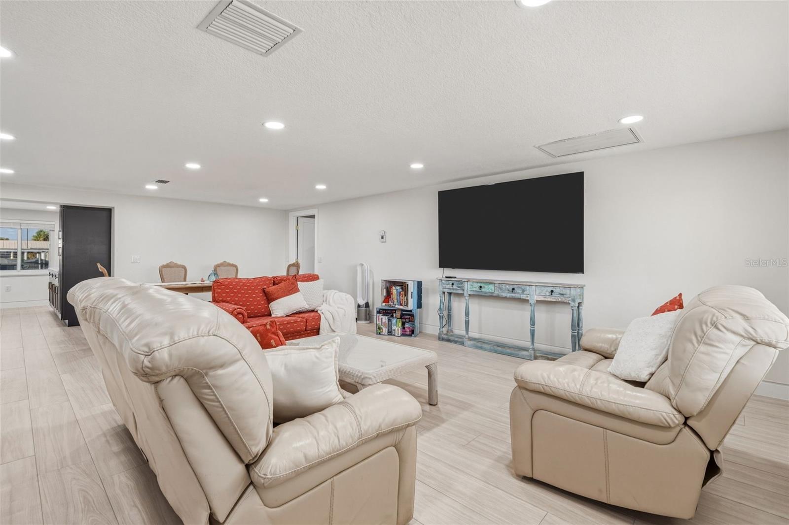 105 LELAND ST SE, PORT CHARLOTTE, FL, 33952