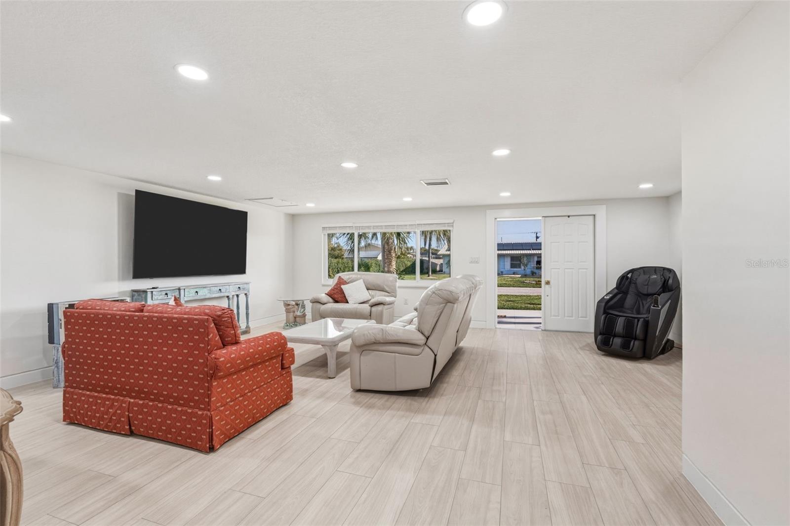 105 LELAND ST SE, PORT CHARLOTTE, FL, 33952