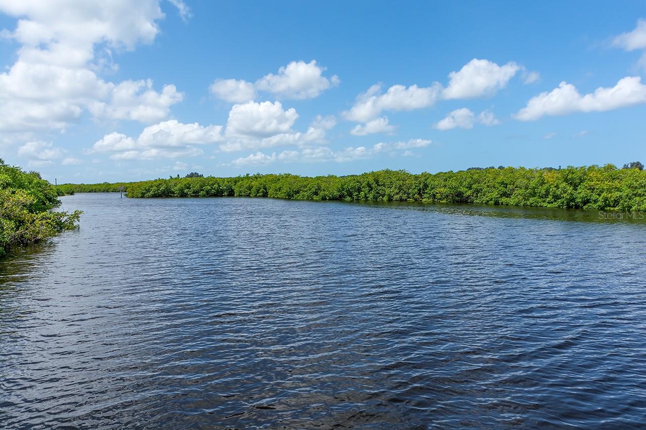 1428 BLUE HORIZON CIR, BRADENTON, FL, 34208