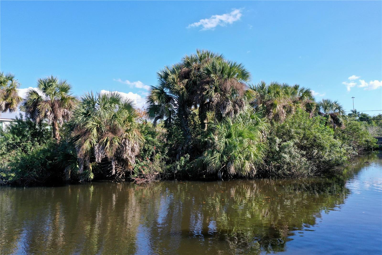 2803 RIVERSIDE DR, PUNTA GORDA, FL, 33950