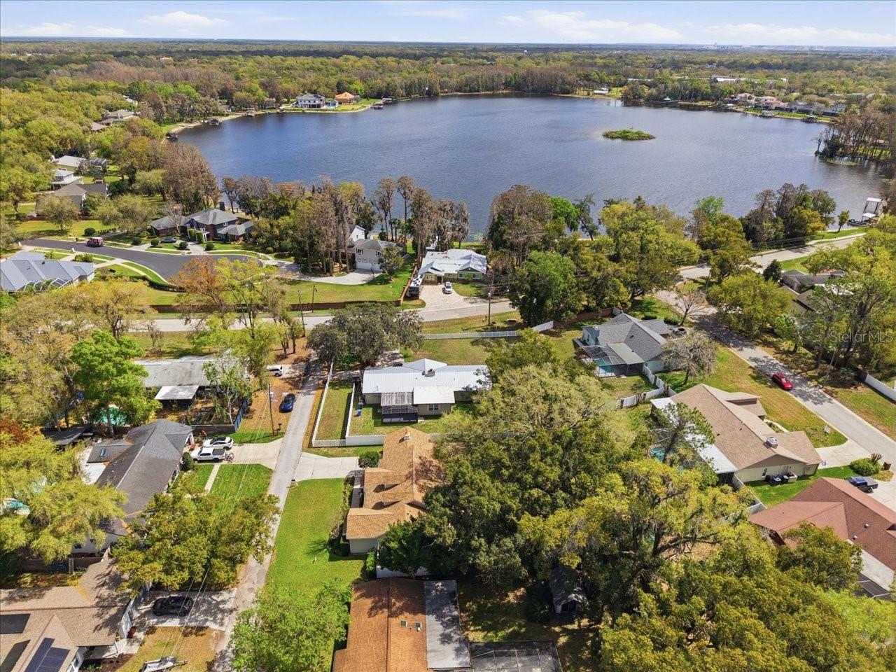 2004 RUSSELL DRIVE, TAMPA, FL, 33618