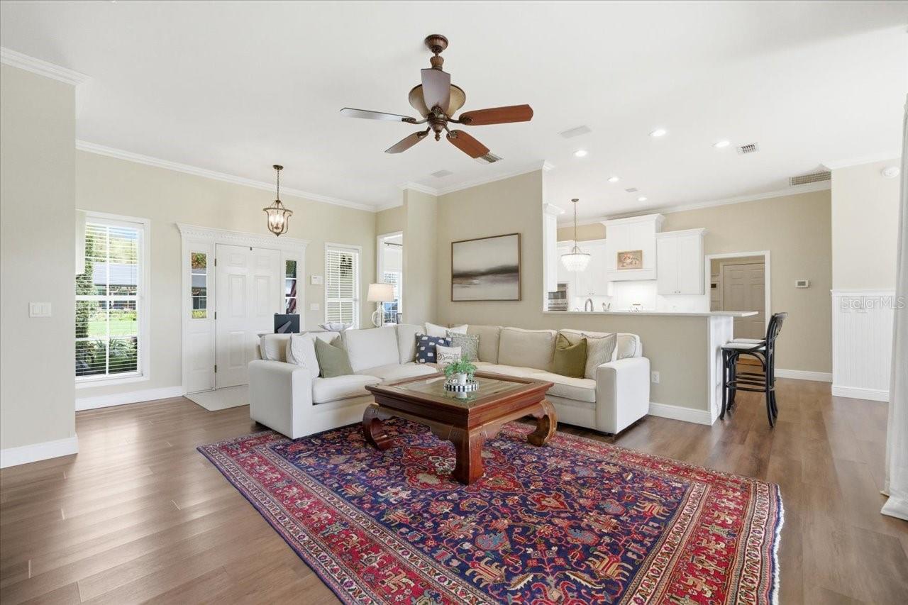 2004 RUSSELL DRIVE, TAMPA, FL, 33618