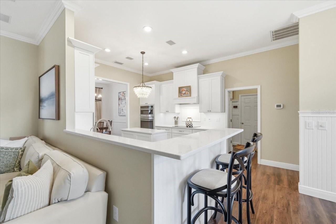 2004 RUSSELL DRIVE, TAMPA, FL, 33618