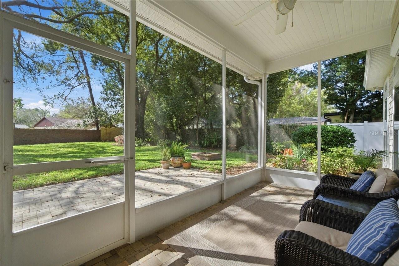 2004 RUSSELL DRIVE, TAMPA, FL, 33618