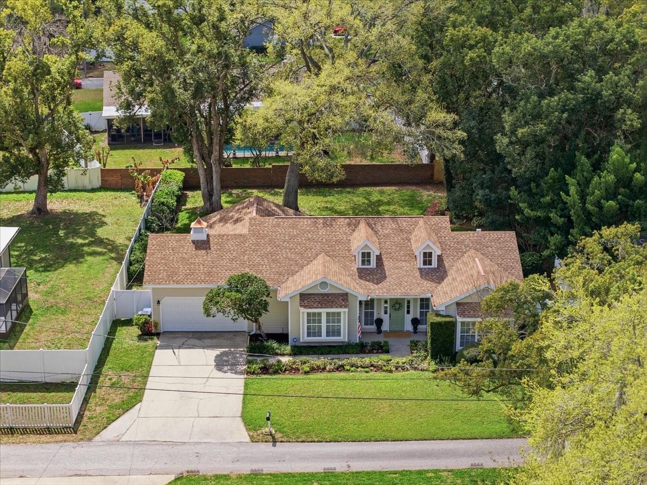 2004 RUSSELL DRIVE, TAMPA, FL, 33618