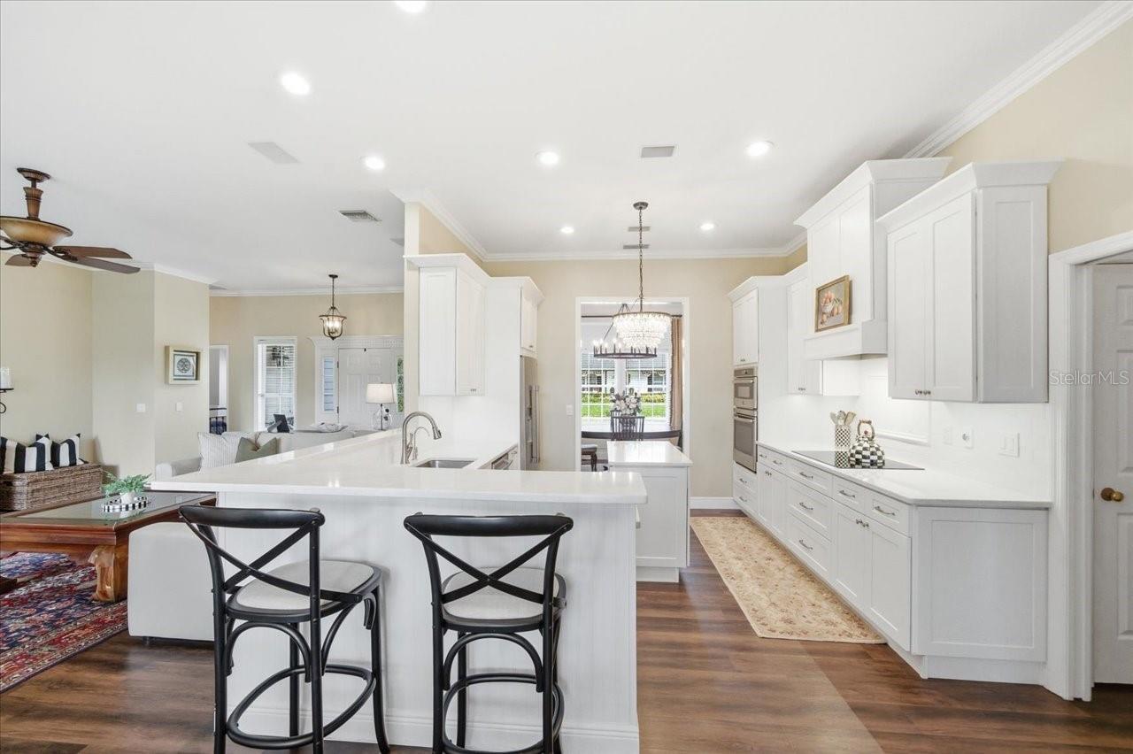 2004 RUSSELL DRIVE, TAMPA, FL, 33618