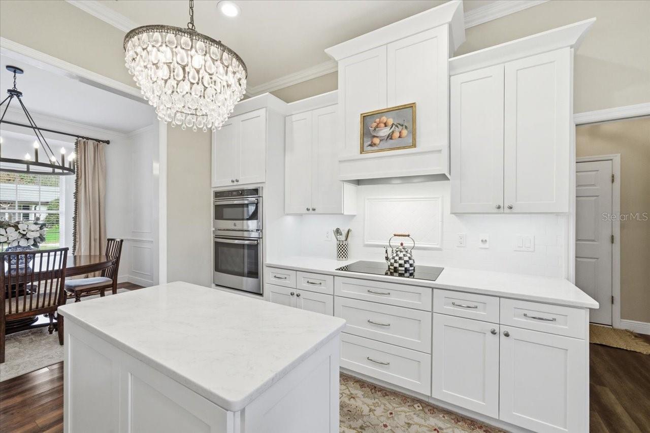 2004 RUSSELL DRIVE, TAMPA, FL, 33618